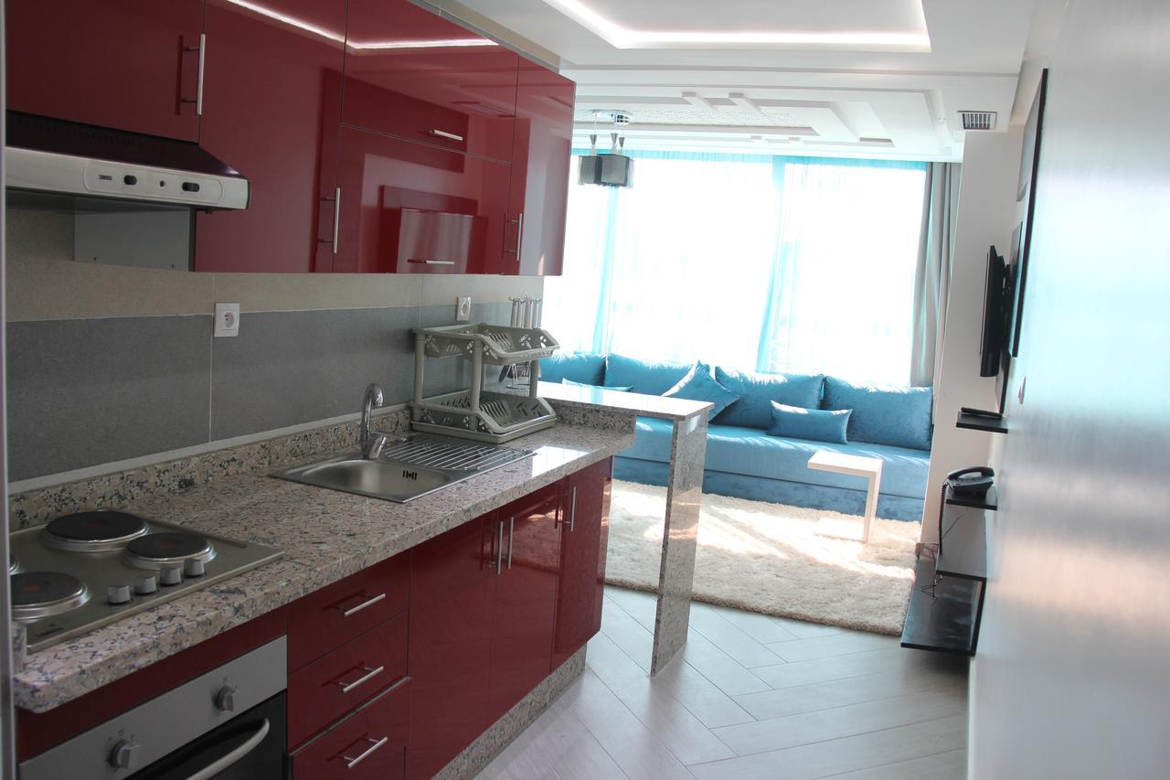 Residence La Place Лаюне Екстериор снимка